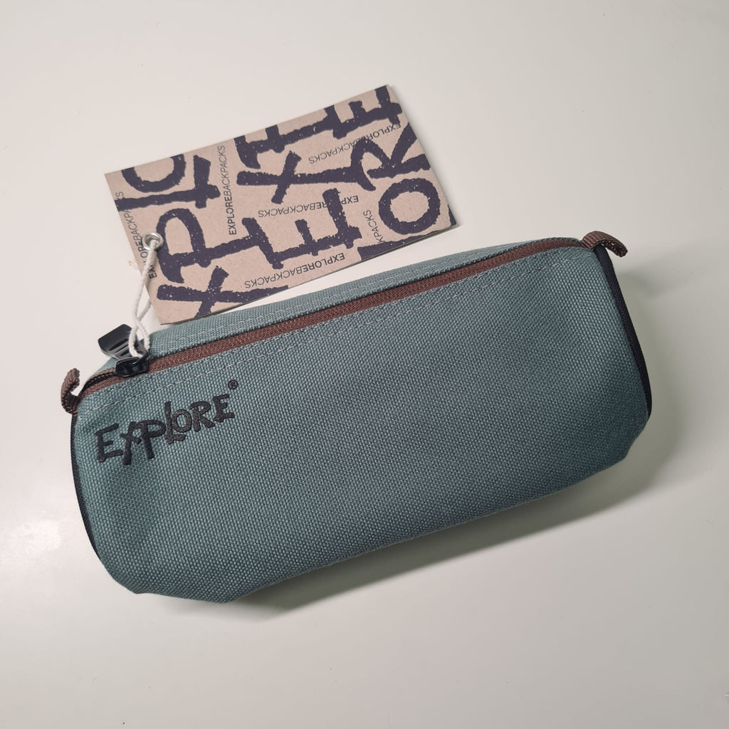Pencil case, green barrel