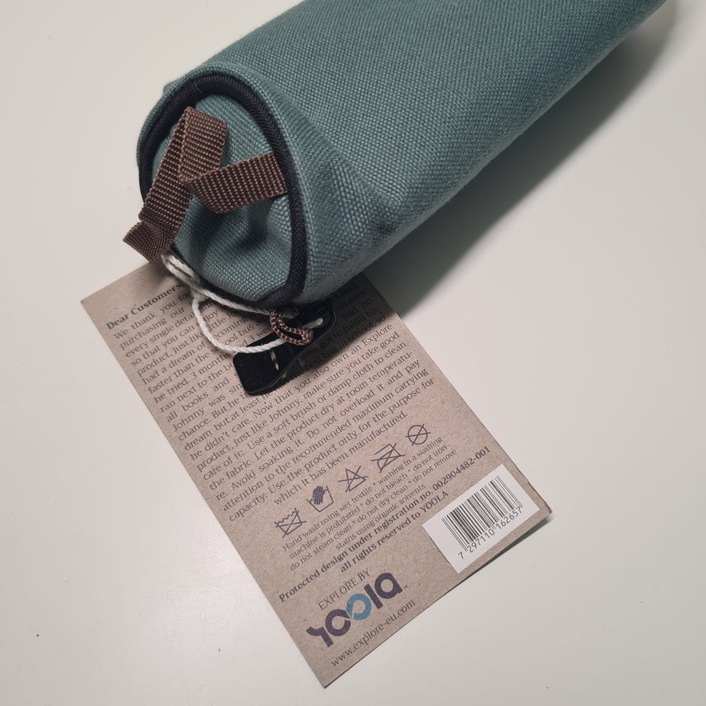 Pencil case, green barrel